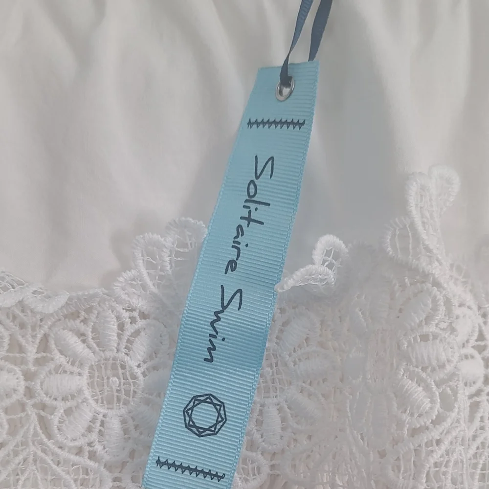 Solitaire White Lace Off-Shoulder Dress - Picture 8 of 11